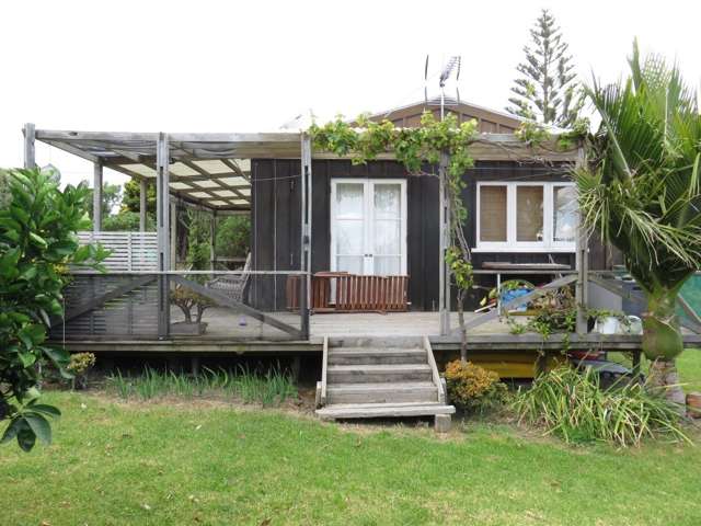 27 Woody Bay Road Rakino Island_3