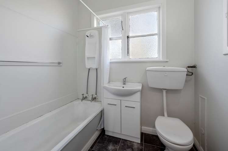 18 Wallace Crescent Glenholme_8