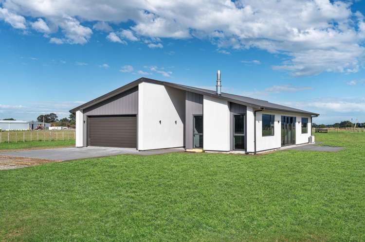 3 Nicholson Road Carterton_13