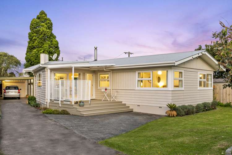 89 Gloria Avenue Te Atatu Peninsula_0