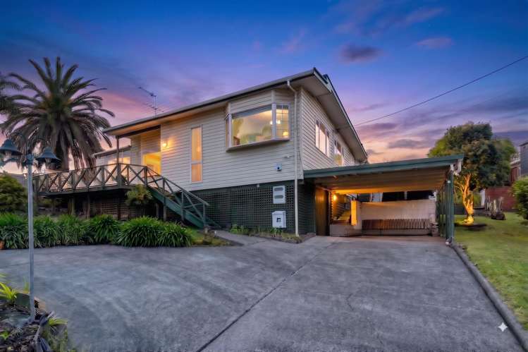 469 Beach Road Murrays Bay_1