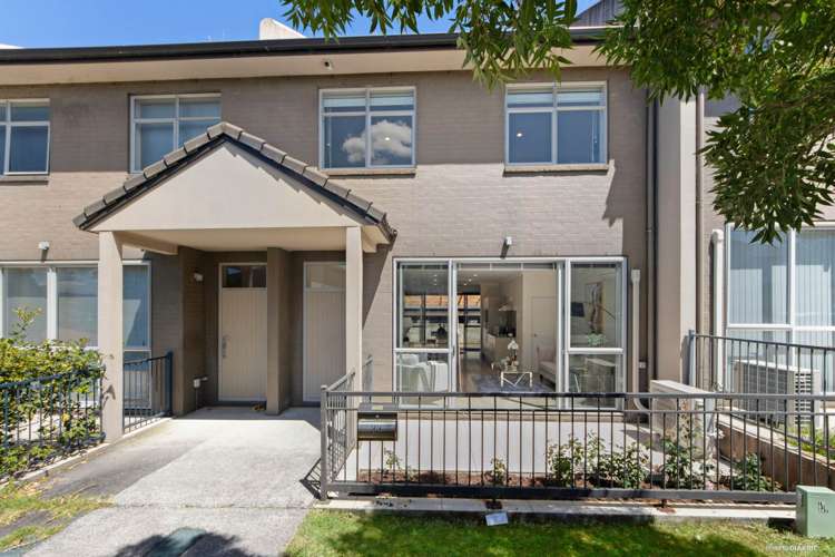 23 Manchester Drive Flat Bush_6