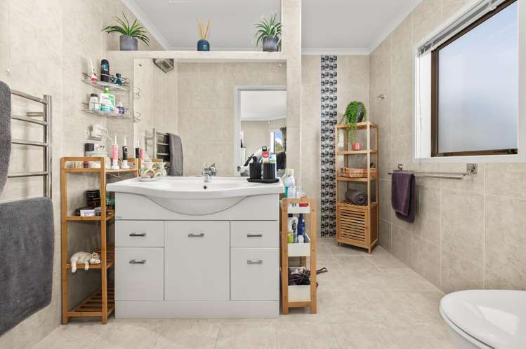 9 Barry Curtis Place Levin_12