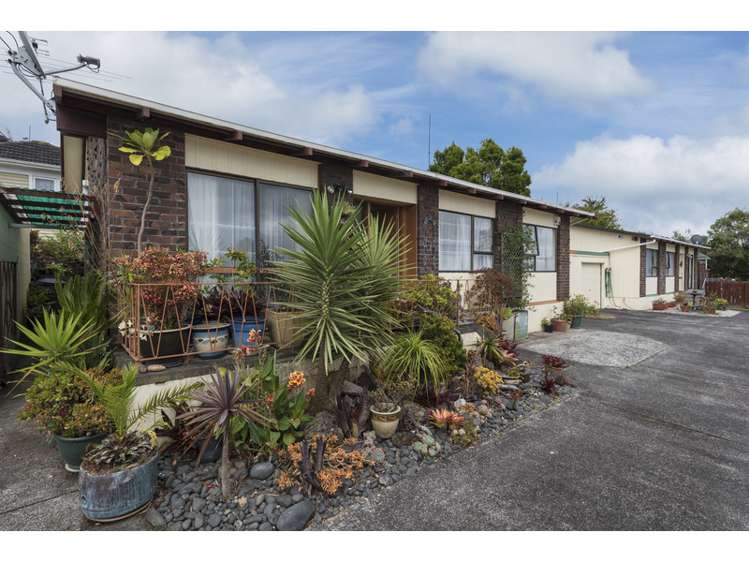 2/86 Roberts Road Te Atatu South_7