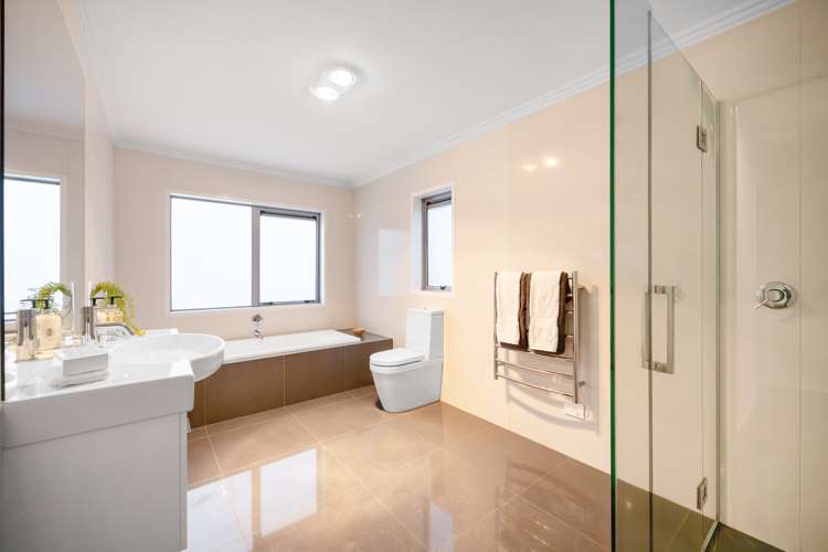 8 Tuatini Place Long Bay_25