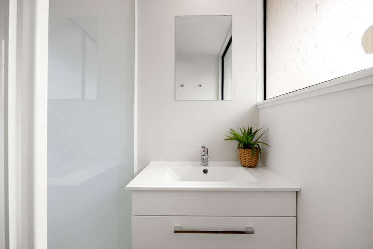 14 Tupelo Street Pukete_10