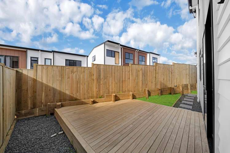 1/12 Sheralee Place Bucklands Beach_14