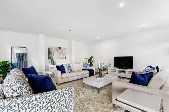 1/12 Dianthus Place Browns Bay_1