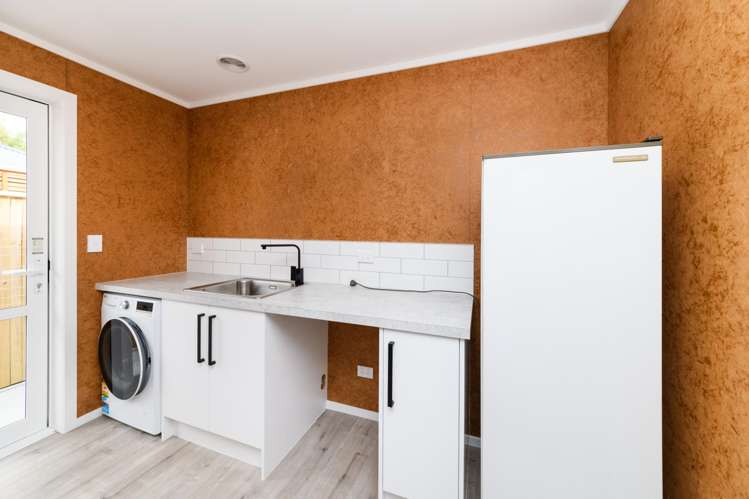 208a Tremaine Avenue Highbury_16