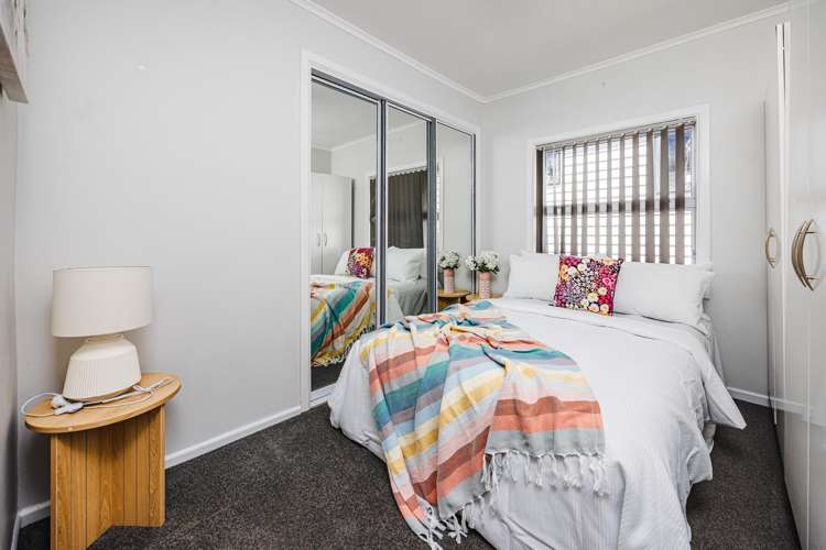 72 Connell Street Blockhouse Bay_12