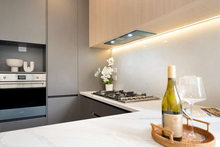 8 Whakairo Crescent Gulf Harbour_7