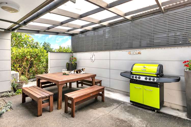 2 Paradise Point Place One Tree Point_5