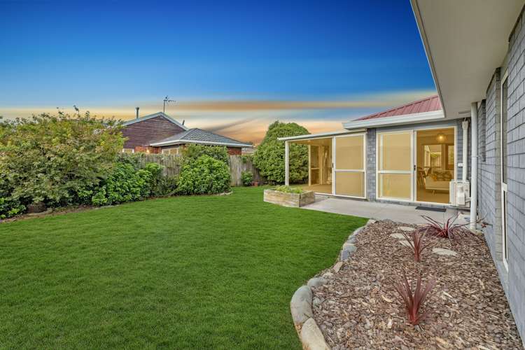 9 Honeysuckle Place Northcote_17