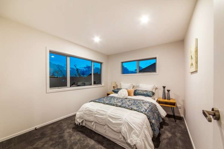 18 Lorraine Avenue Mount Albert_22