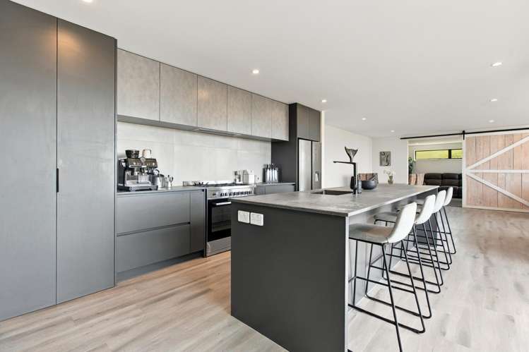 80 Clearview Road Lepperton_10