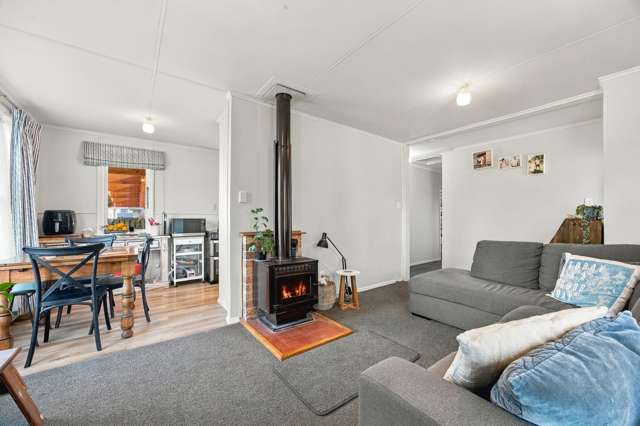 75 Rangipoia Place Turangi_3