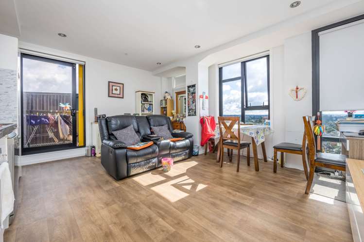 708/20 Mccrae Way New Lynn_5