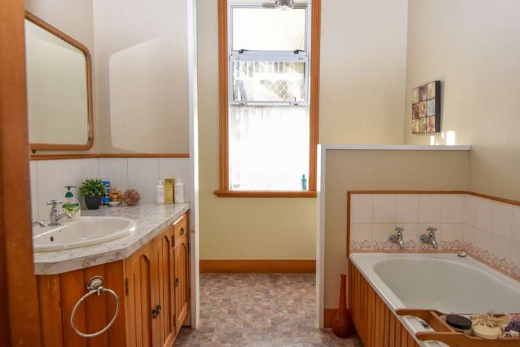 32 Clifton Avenue Carterton_7