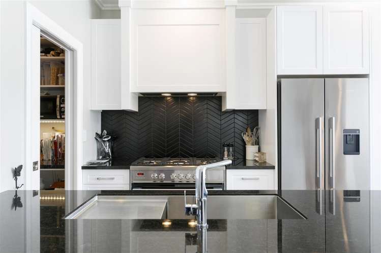 8 Puna Rise Wharewaka_10