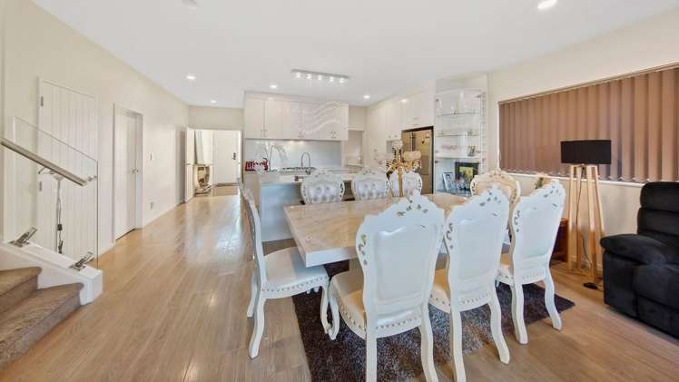 18 Moville Drive Flat Bush_5