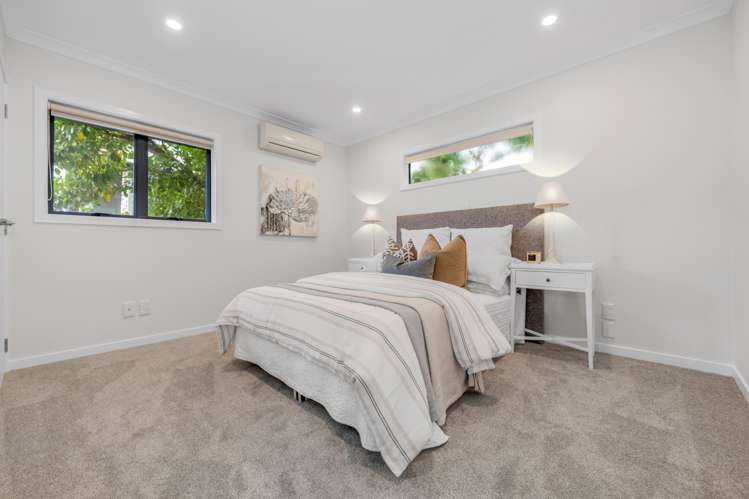 2/32 Gills Road Bucklands Beach_22