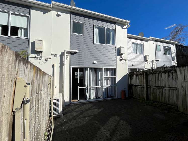 39/218 Captain Springs Road Onehunga_12