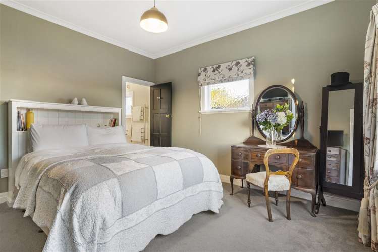 6 Hayr Road Three Kings_7