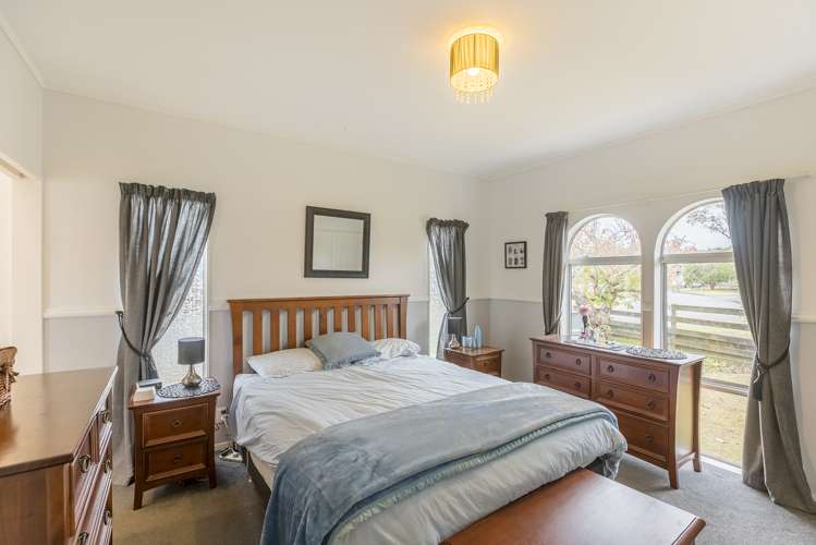 8 Cypress Grove Paraparaumu_13