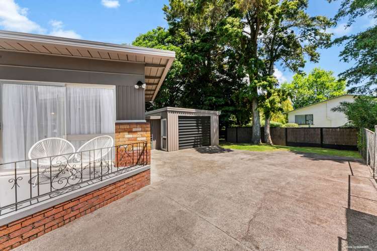 12 Dennis Avenue Hillpark_16