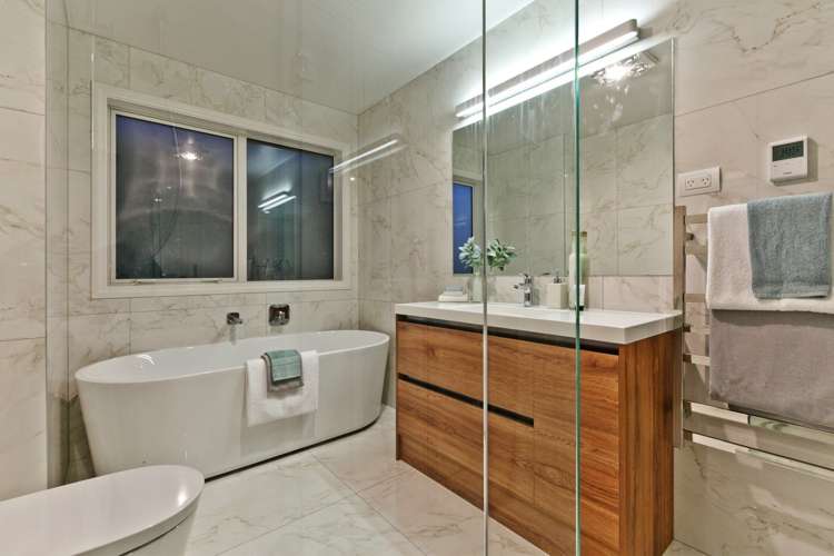 18 Bearing Parade Long Bay_24