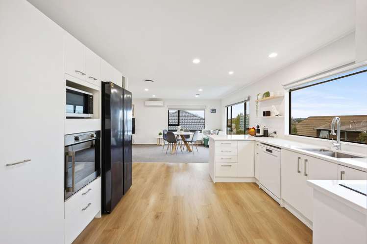 1/14 Kells Place Botany Downs_12