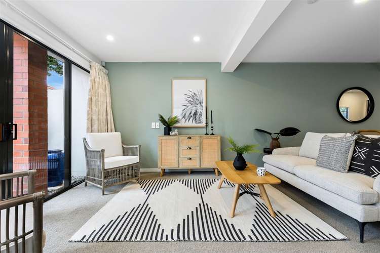 4/56 Hewitts Road Merivale_5