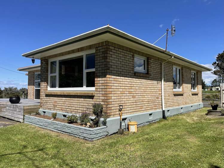 699 Durham Road Upper_4