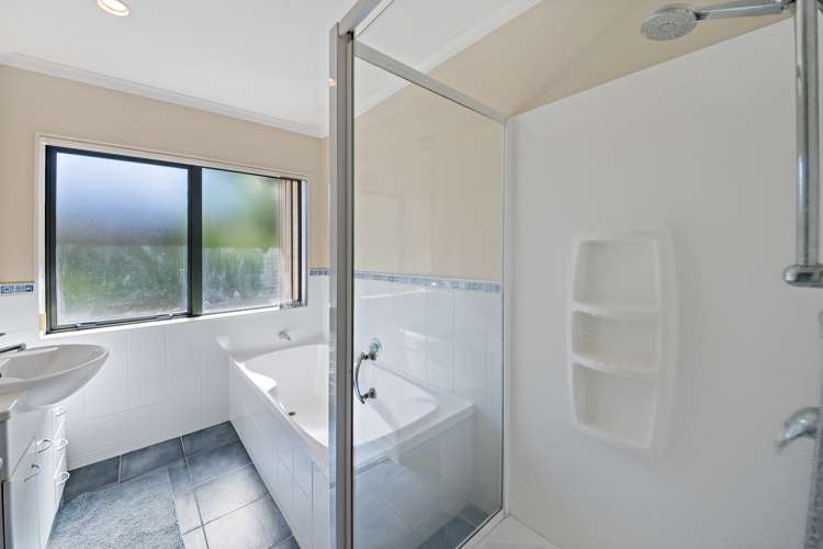 31 Lough Bourne Drive Pukekohe_13