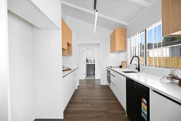 5 Harlech Place Dinsdale_8