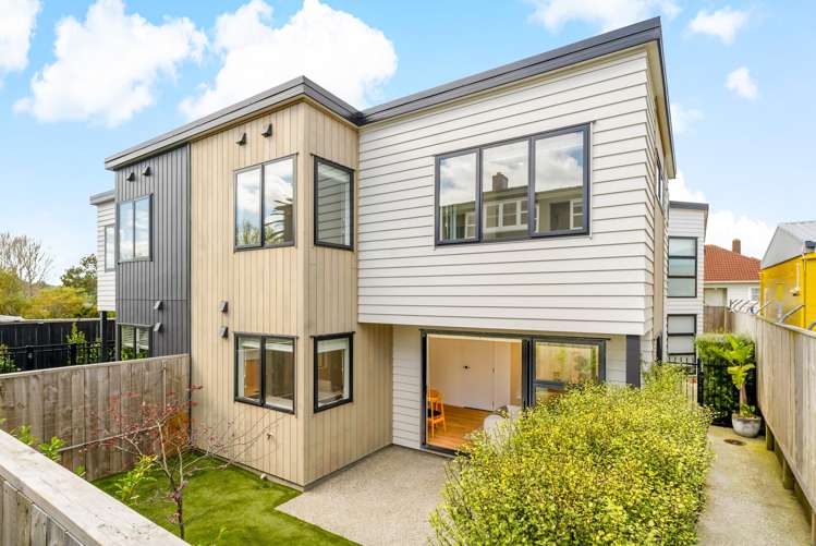 1092A Great North Road_0