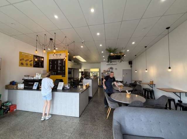 Retail 1/124 Henderson Valley Road Waitakere_2