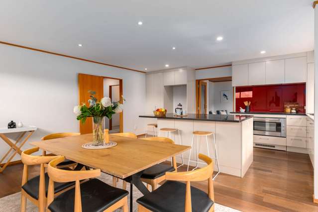 15 Duval Grove Tawa_3