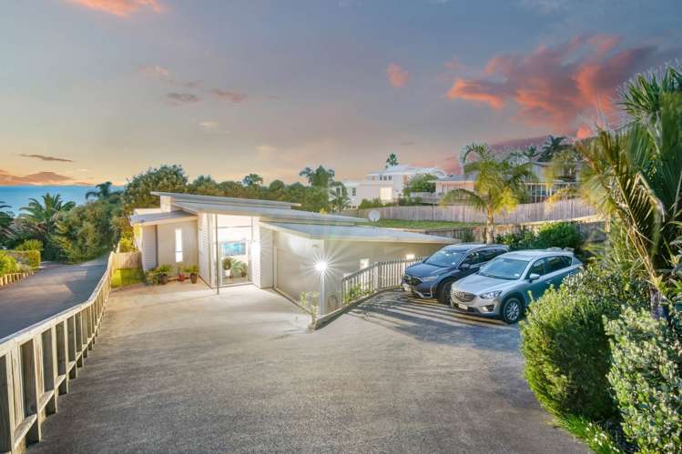 1037 Whangaparaoa Road Tindalls Beach_36