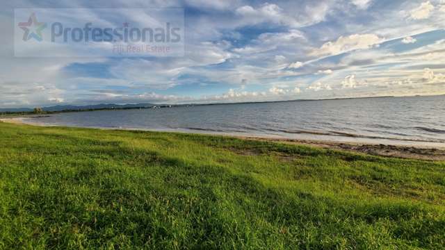 OCEANFRONT! -- AMAZING ½ ACRE LOT FOR YOU TO BUILD YOUR CUSTOM FIJI DREAM HOME!