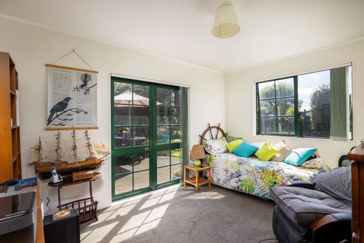 53 Barrett Road Whalers Gate_15