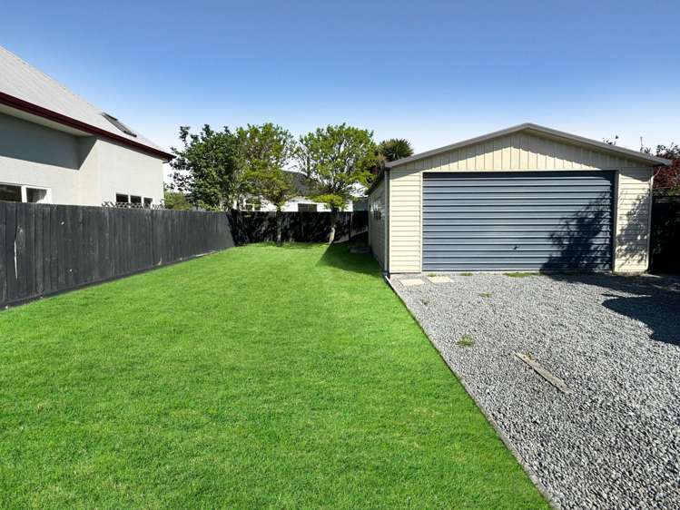 48 Medway St Richmond_17