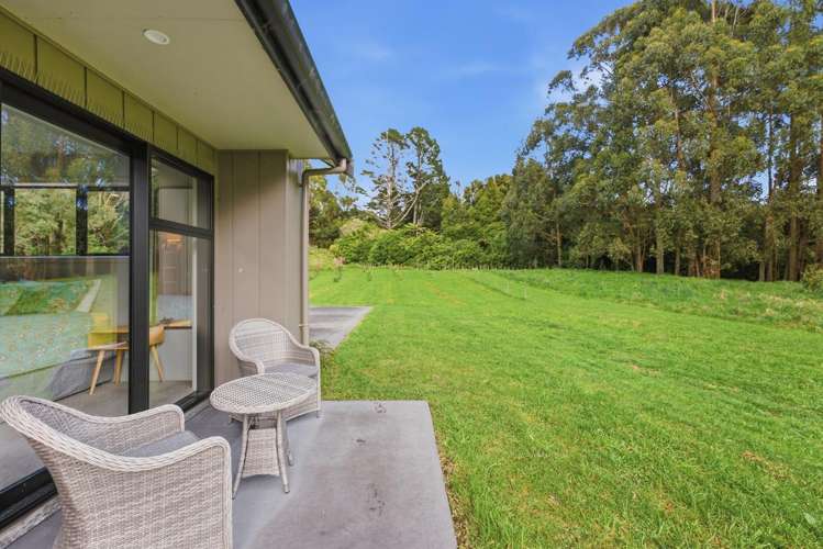 296A Surrey Hill Road Oakura_18