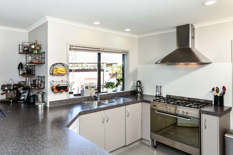 56 Farringdon Avenue Rototuna North_6