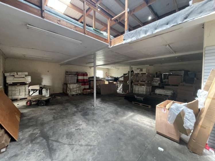 3124 Great North Road New Lynn_5