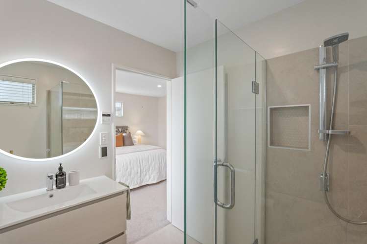 8 Clissold Street Merivale_9