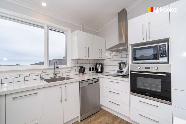 25 Chisholm Place Tainui_14