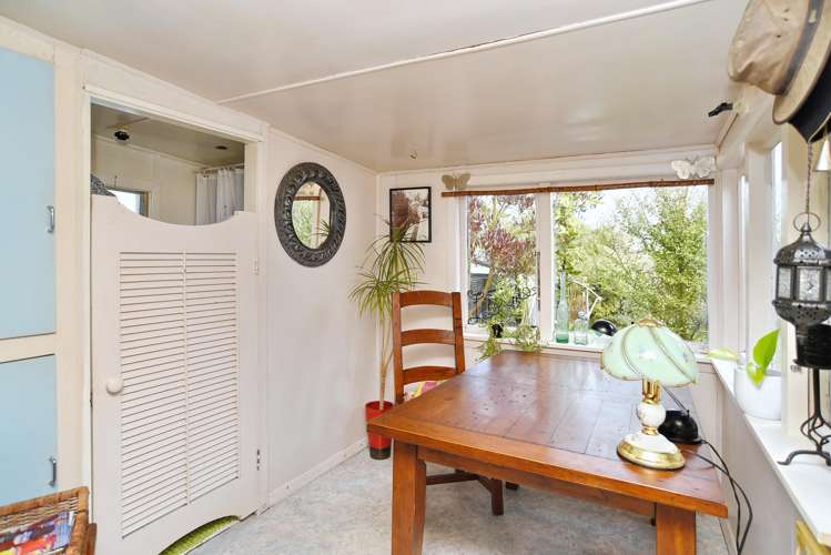 43 Batten Grove The Pines Beach_21