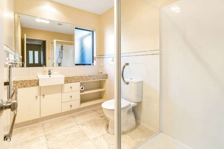 9 Melness Place Flat Bush_11