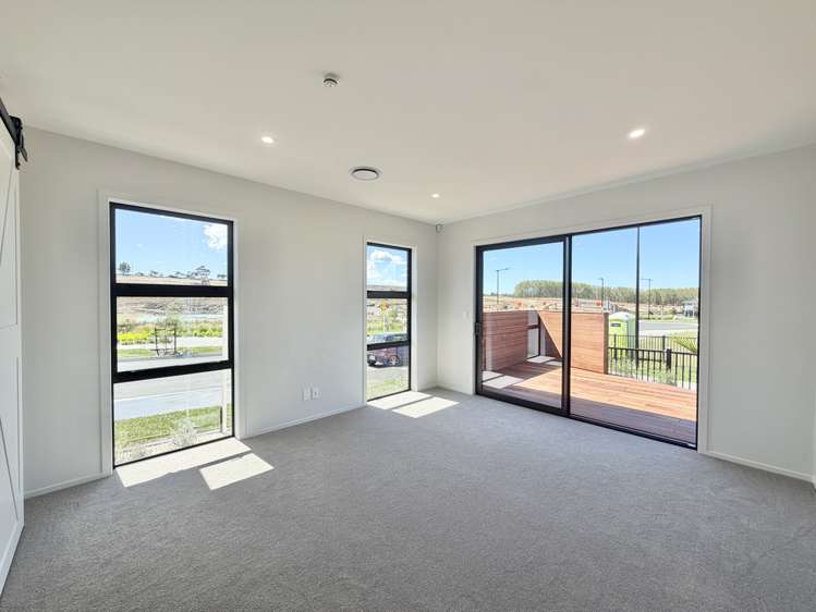 367 Te Taruna Drive_1